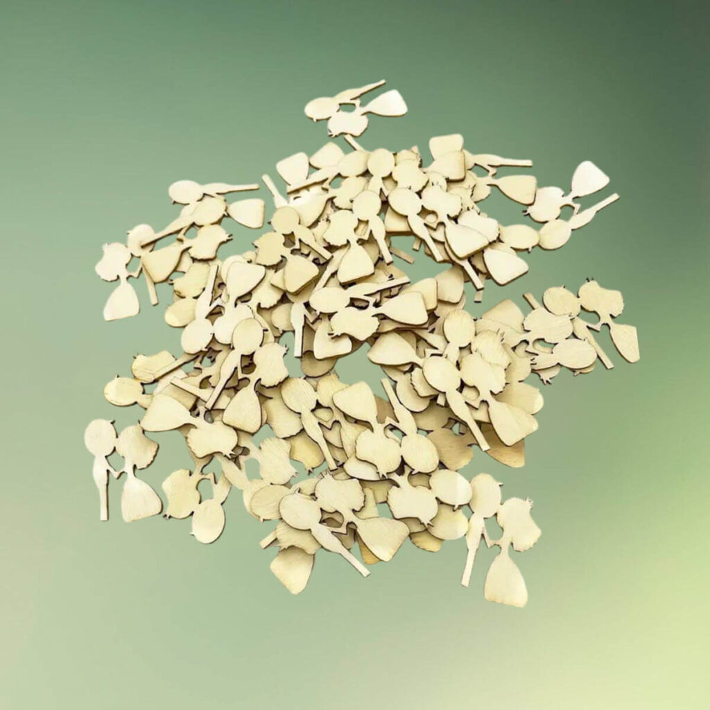 Brudepar i træ konfetti