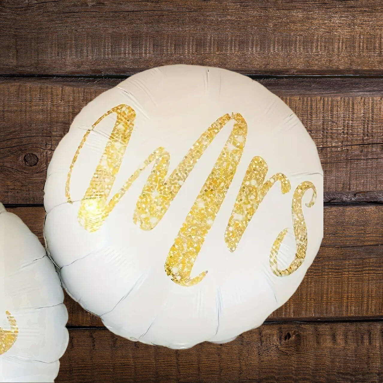 Love - mr and mrs baloner med bord 2 (1) Sæt med bryllupsballoner - folieballoner