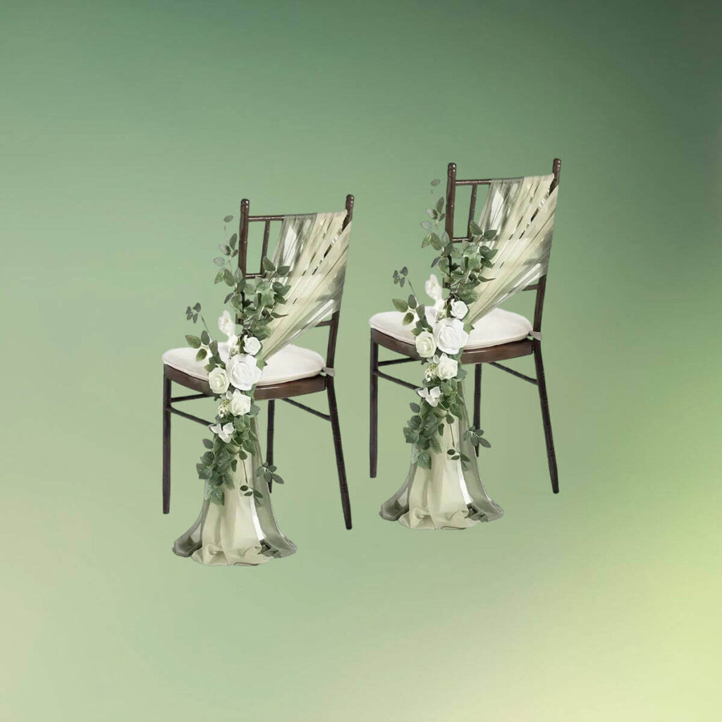 Stolepynt med kunstige blomster og stof - grøn