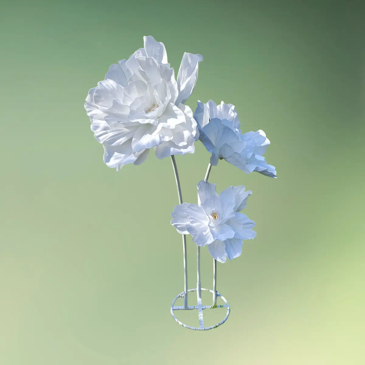 Blomster stativ i hvid med hvide kæmpe pæoner grøn b (1) lej stativ til store blomster - 3-huls base - hvid