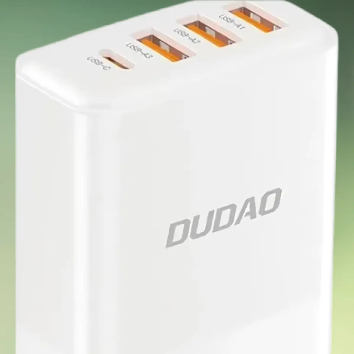 USB oplader | 4 porte | USB-A og USB-C | Hvid | Stik til USB lyskæder | Dudao