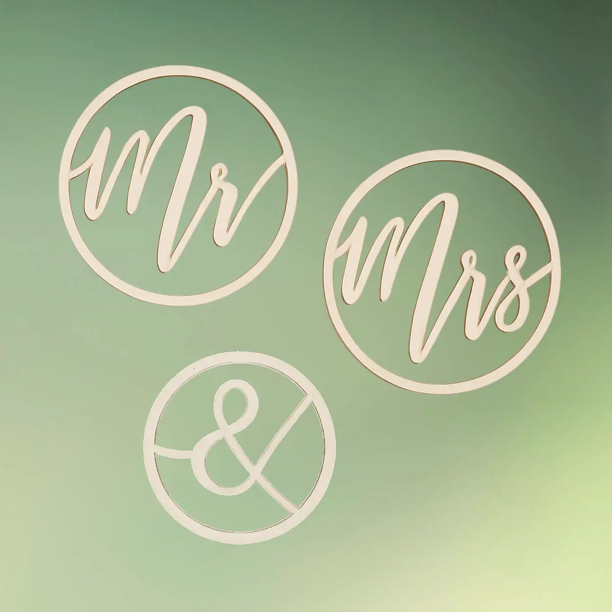 Lej Mr & Mrs træringe | Mr and Mrs runde træ skilte til ophæng til bryllup