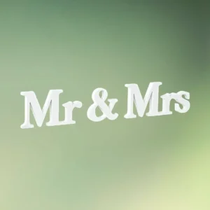 lej Mr & Mrs træskilt | Mr and Mrs | Hvidt skilt til bryllup