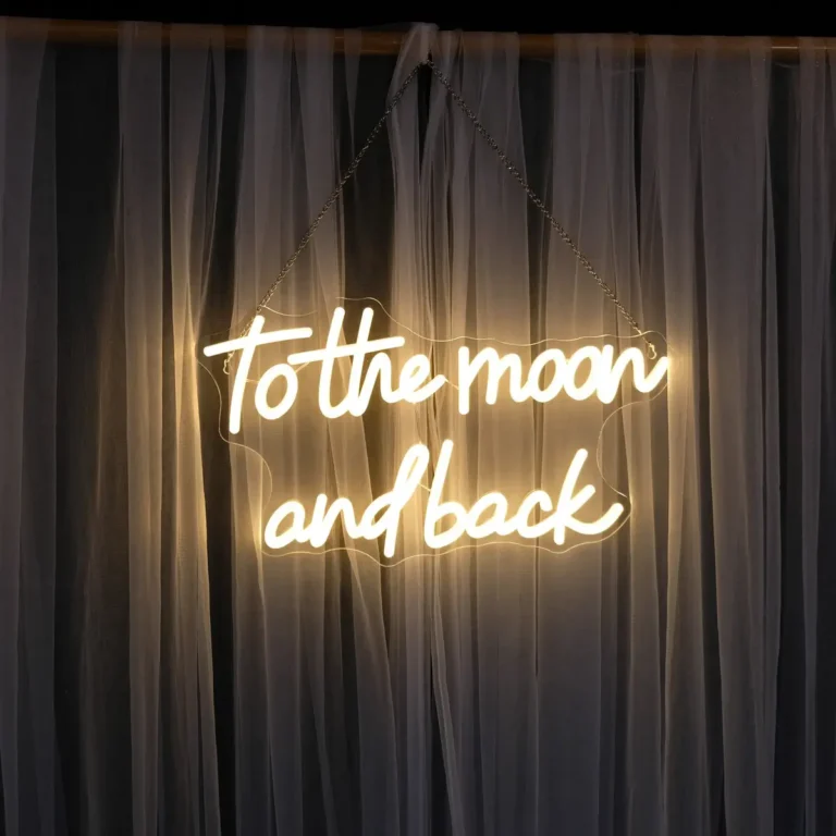 lej LED lysskilt | "To the moon and back" | Varm hvid | Dæmpbart neonskilt