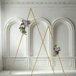 lej Trekantet vielsesbue sæt med lilla blomster og 2 guldfarvede buer