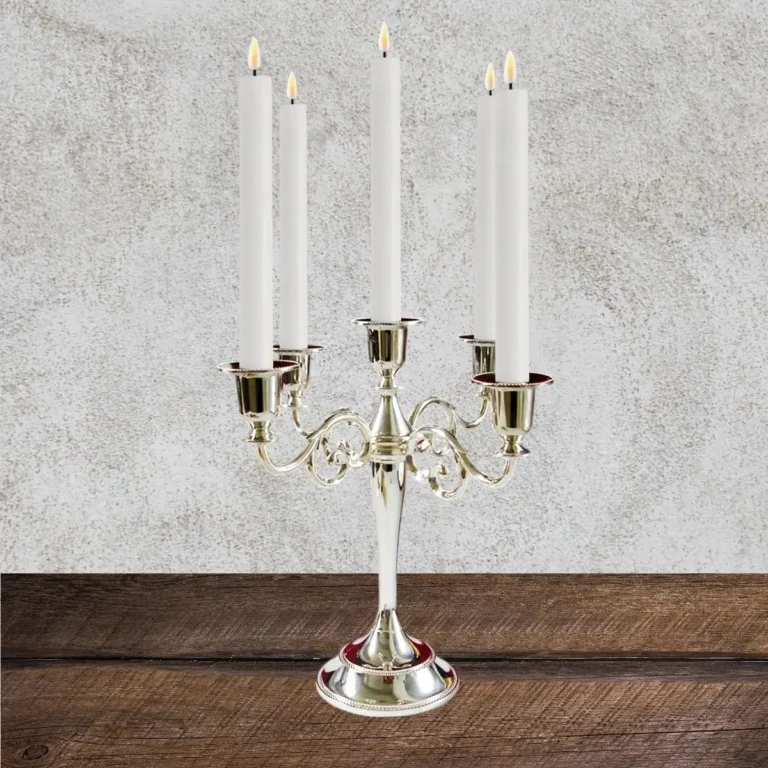 lej Femarmet lysestage sølvfarvet