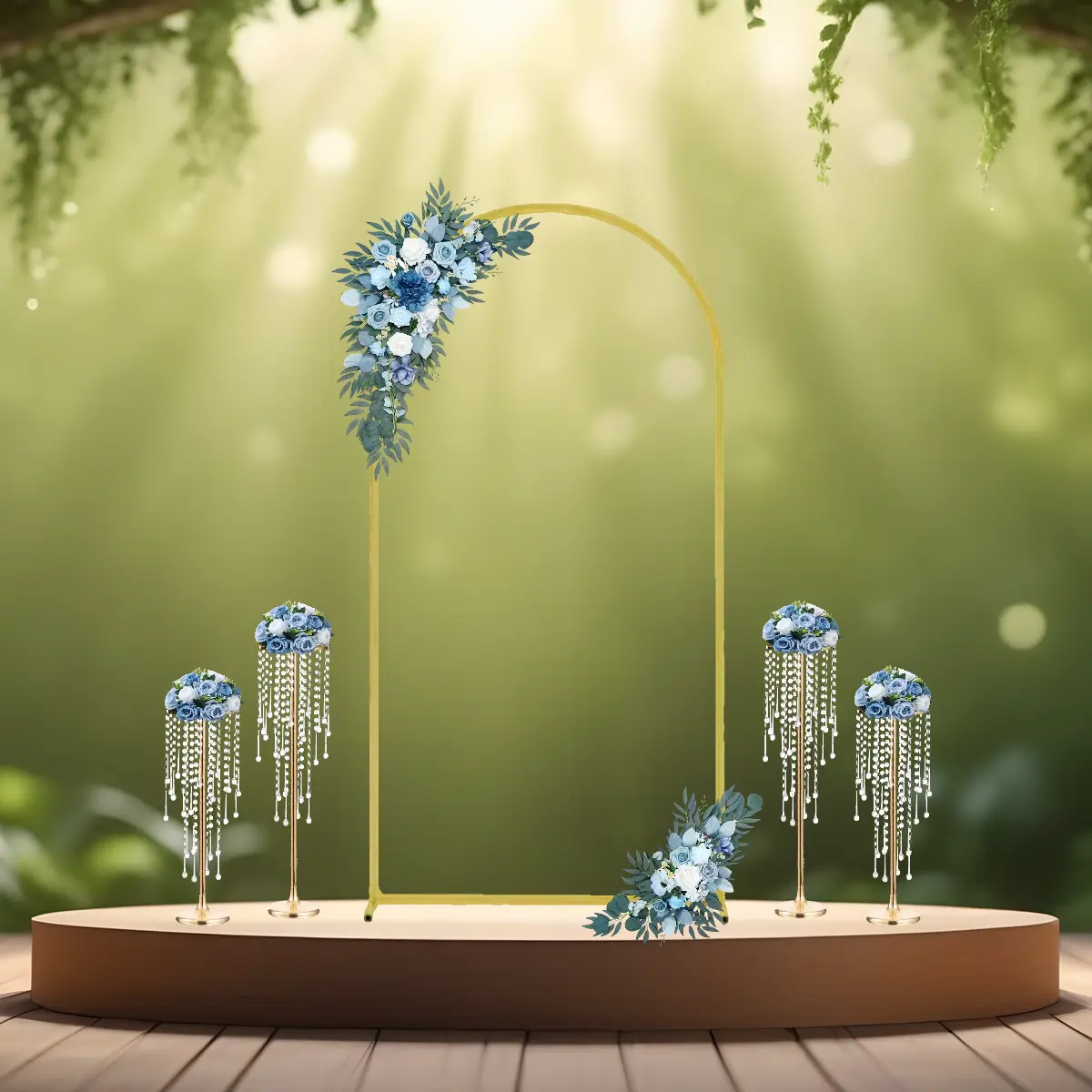 guld stativ med akryl krystaller 55 og 75 cm m blå blomster på podie (1) lej Centerpiece stativ med akryl krystaller | Guld dekorationsstativ | 55 og 75 cm med bue og blå blomster